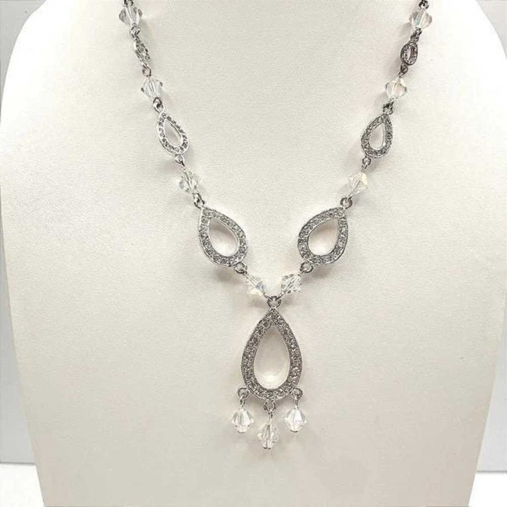 Vintage Y2K Silver Tone Rhinestone Teardrop Necklace AB Crystal‎ Dangle Jewelry